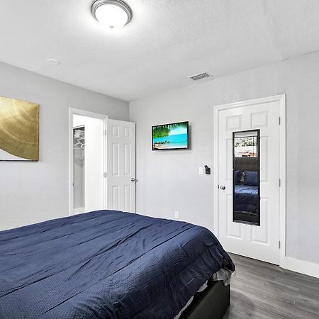 Newly Renovated/Near Sunny Isles Beach/Fre-Parking North Miami Beach Eksteriør billede